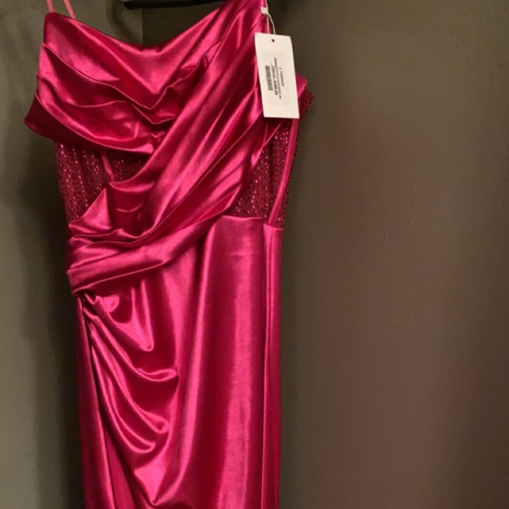 Stunning Pink Halter Corset Pearl Prom Dress with Beaded Bodice VK26031514